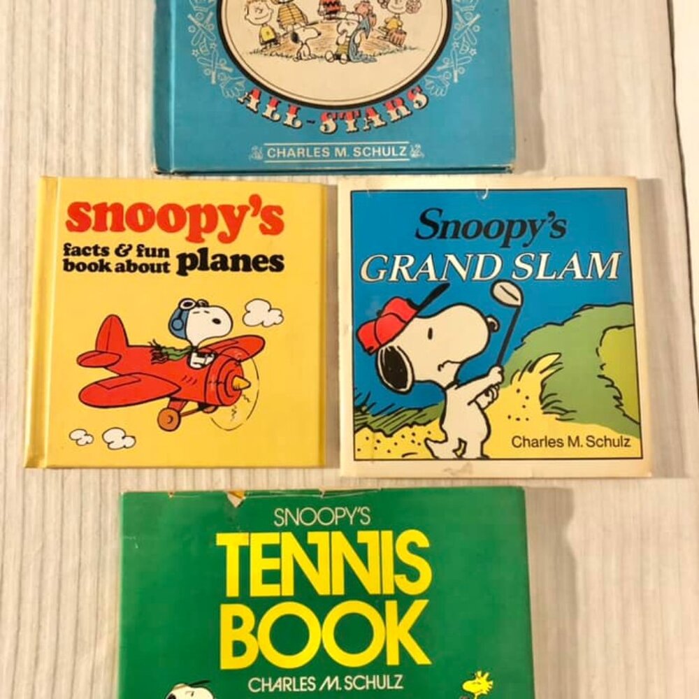 Lot of 4 Vintage Snoopy & Charlie Brown Books
